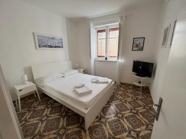 Casa Jelena Lägenhet Cefalù Exteriör bild